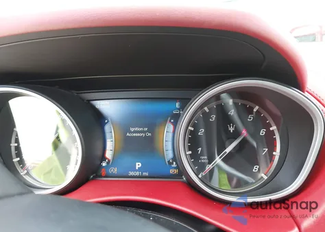 2017 Maserati Levante S z USA, uszkodzony, nr VIN ZN661YUS2HX222669